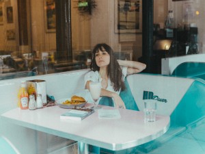 LUCIE DINER-18
