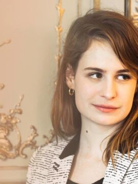 Christine and the Queens : « sortir un premier album, c’est se mettre dans la position d’un prétendant »